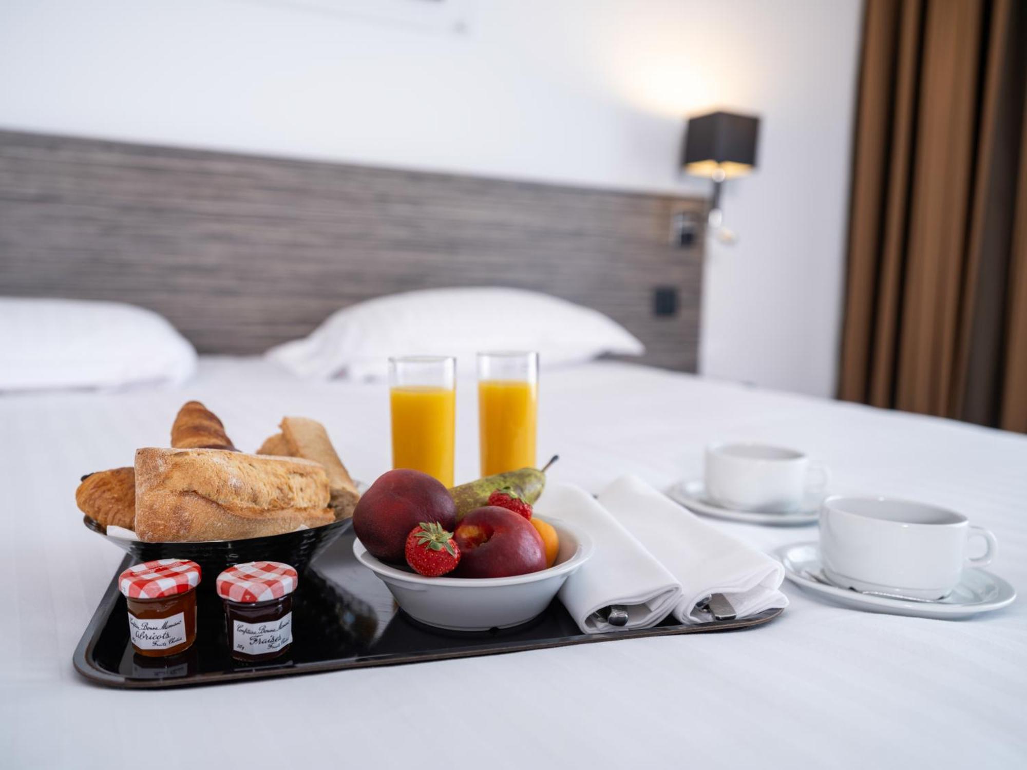 فندق Golden Tulip La Baule المظهر الخارجي الصورة