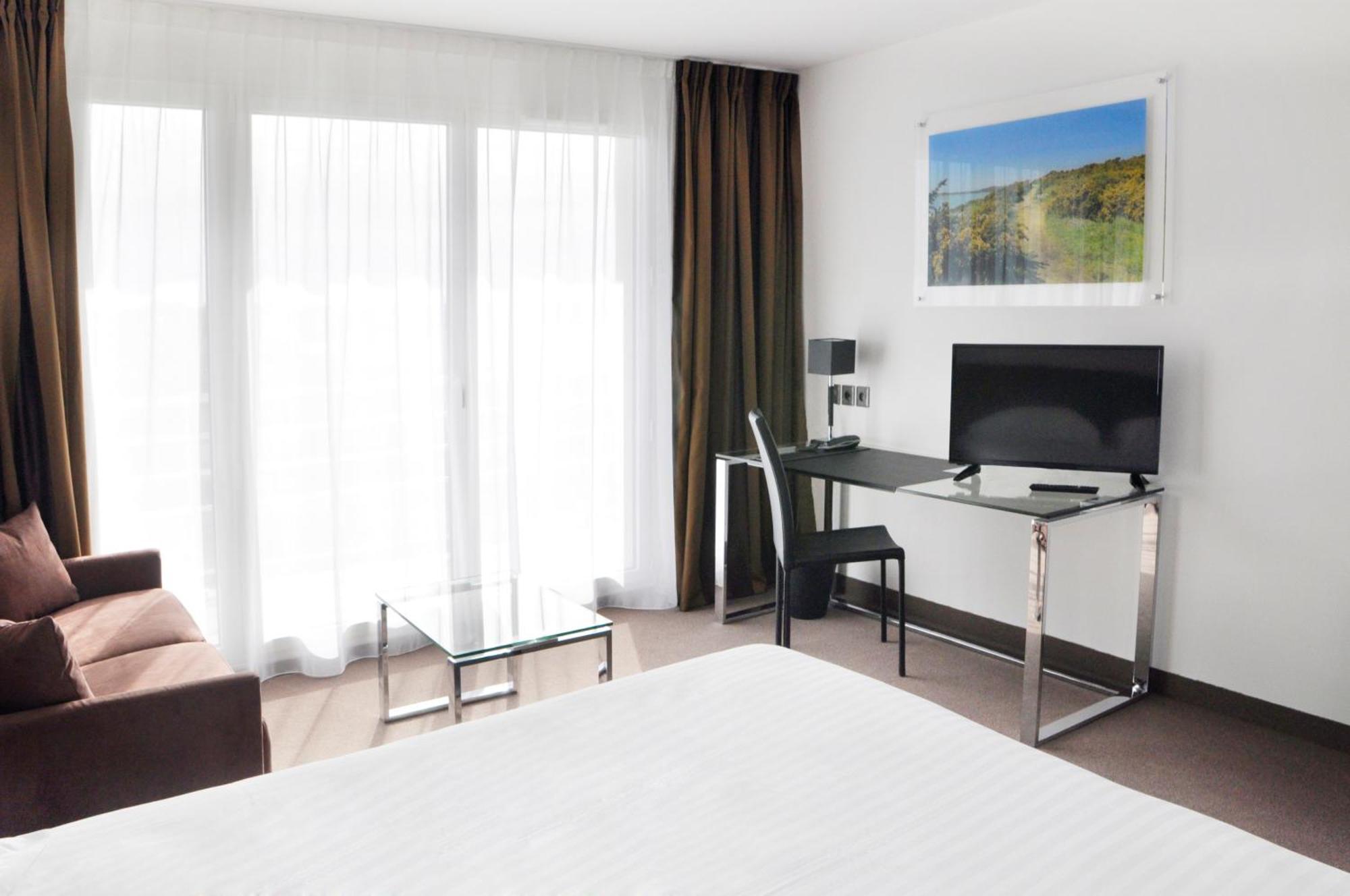 فندق Golden Tulip La Baule المظهر الخارجي الصورة