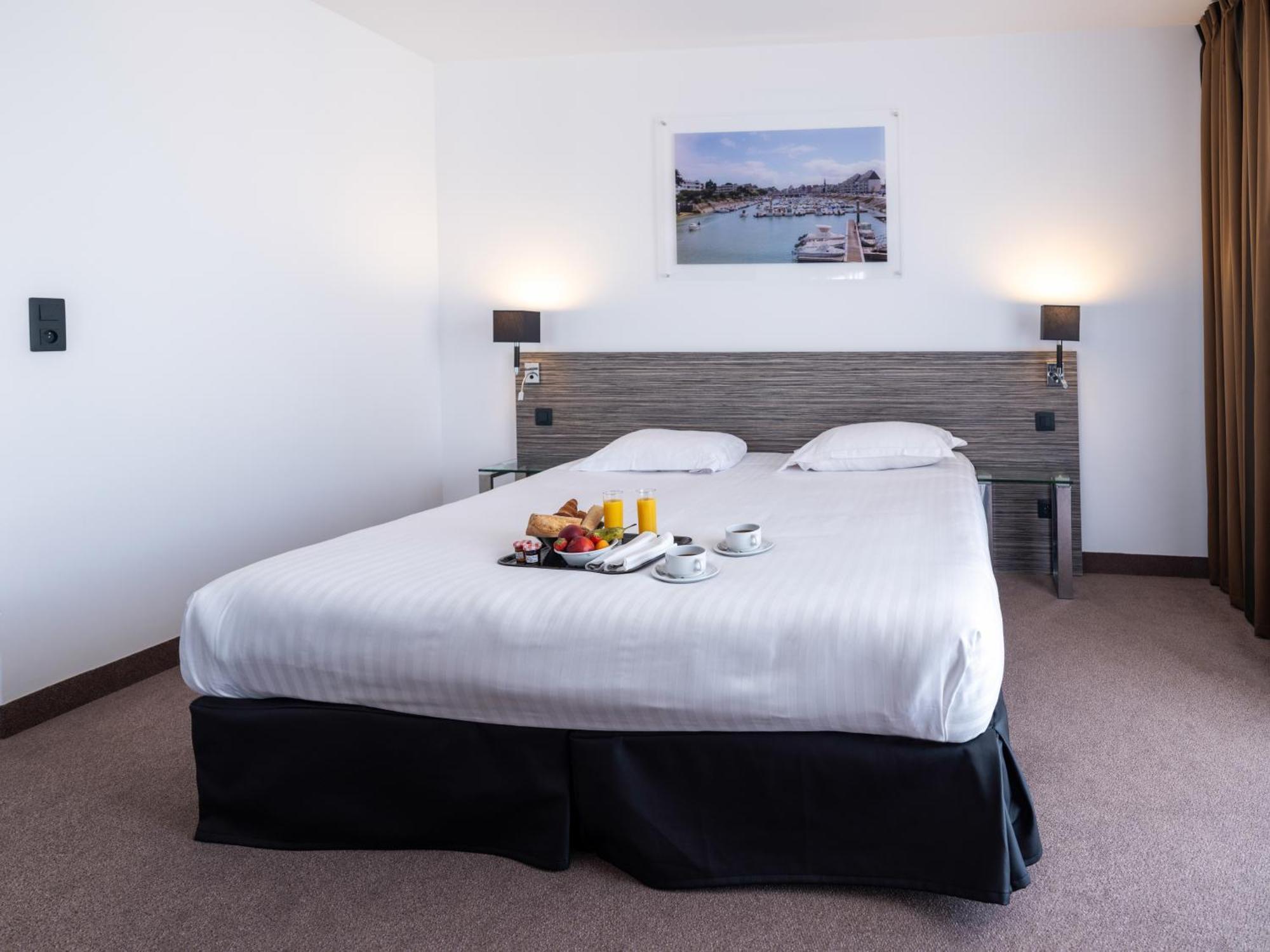 فندق Golden Tulip La Baule المظهر الخارجي الصورة