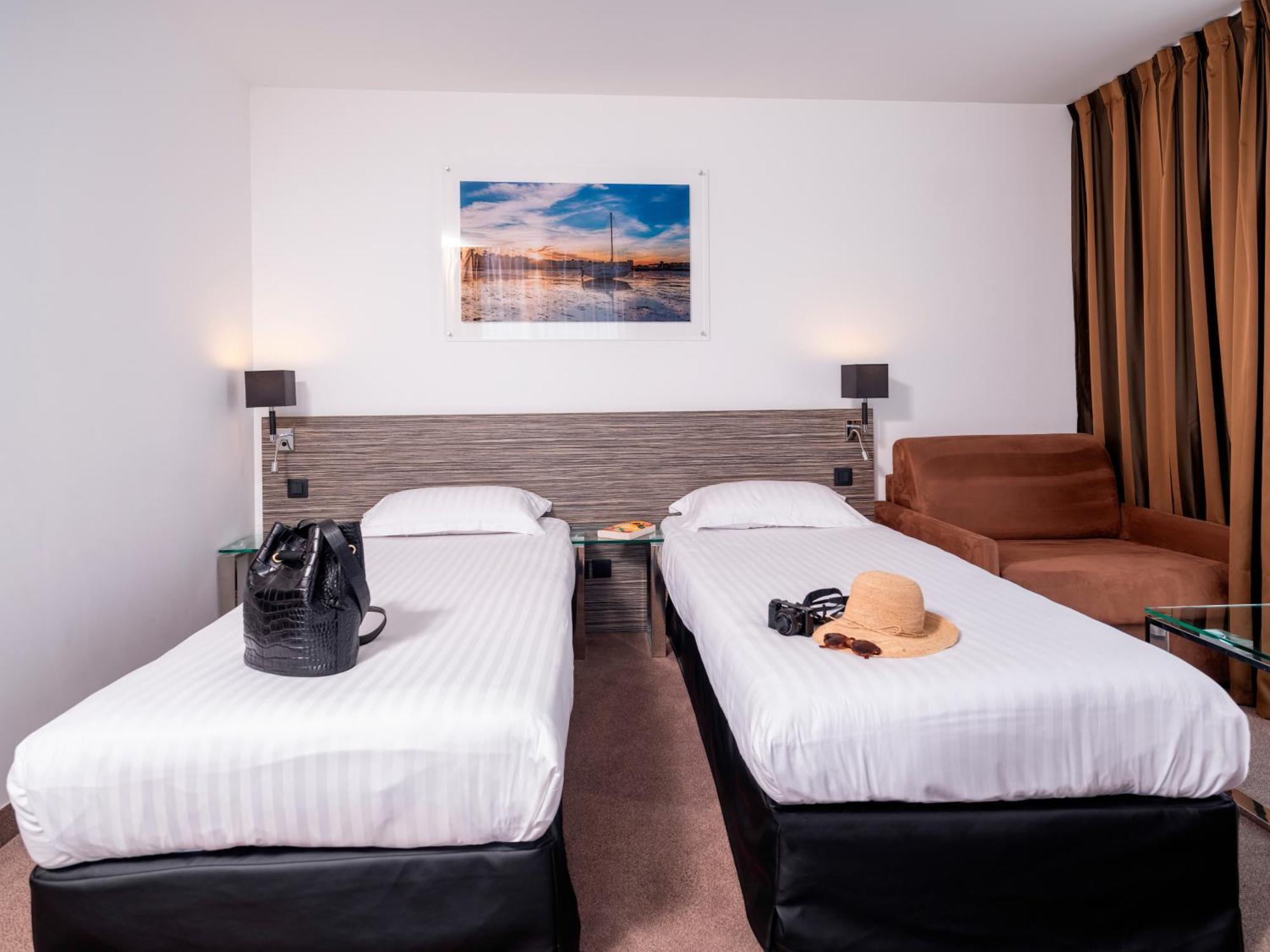 فندق Golden Tulip La Baule المظهر الخارجي الصورة