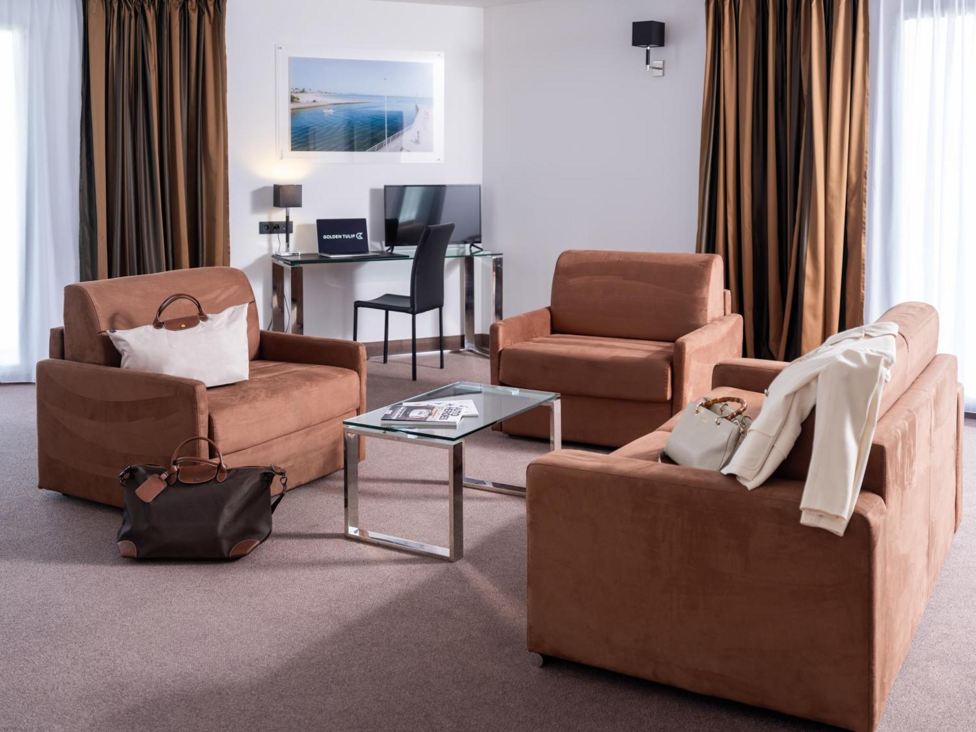 فندق Golden Tulip La Baule المظهر الخارجي الصورة