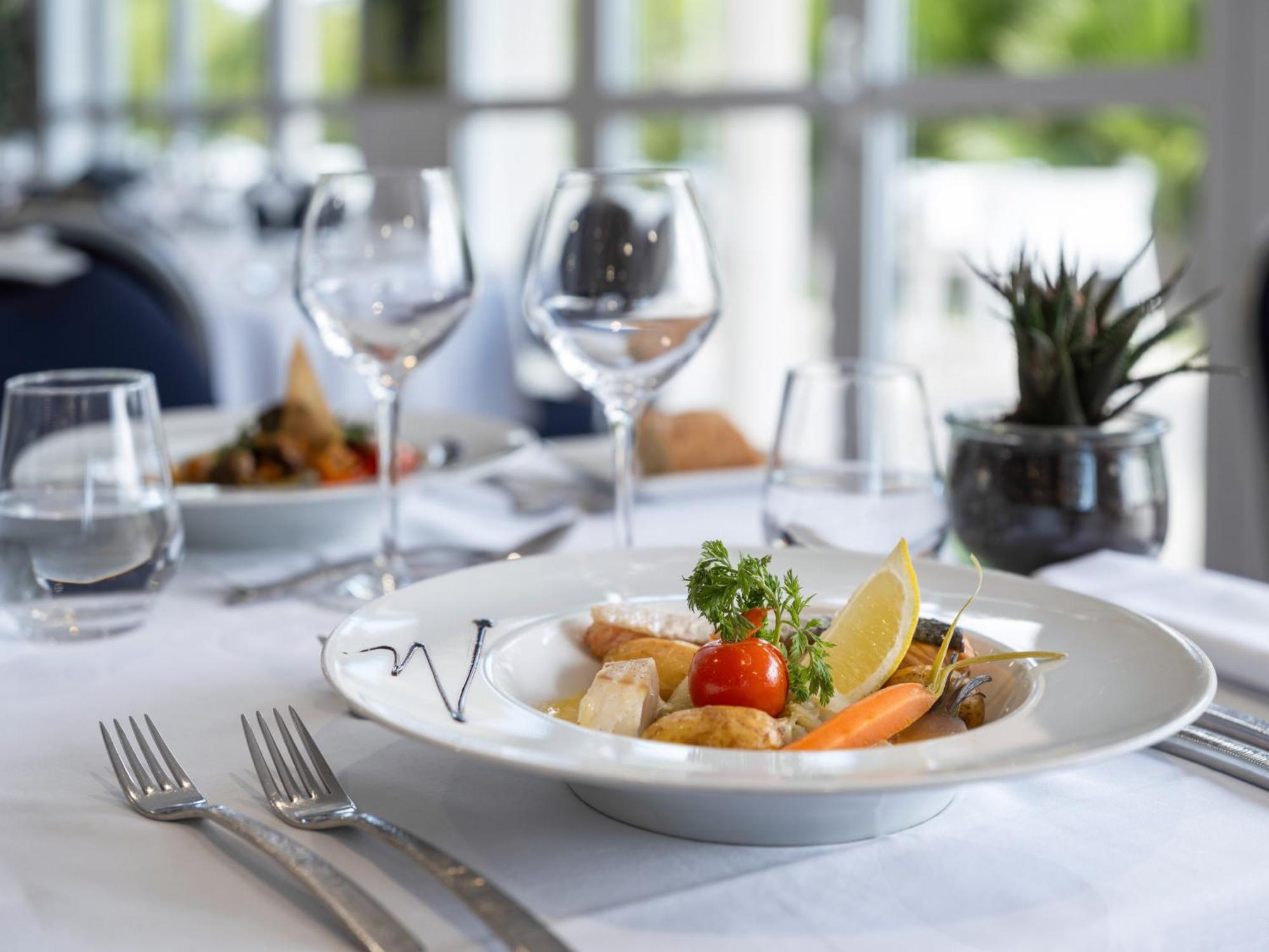 فندق Golden Tulip La Baule المظهر الخارجي الصورة